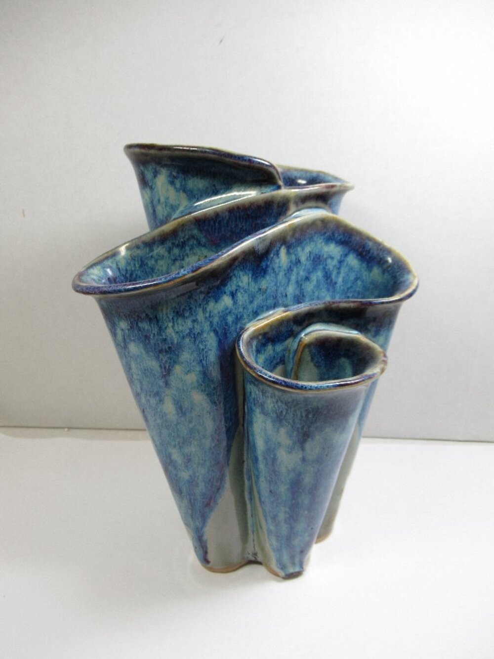 Bay Quadruple slot Pottery Vase